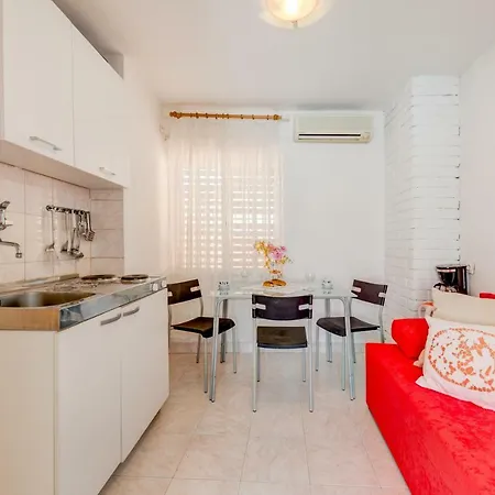 Anic Apartment